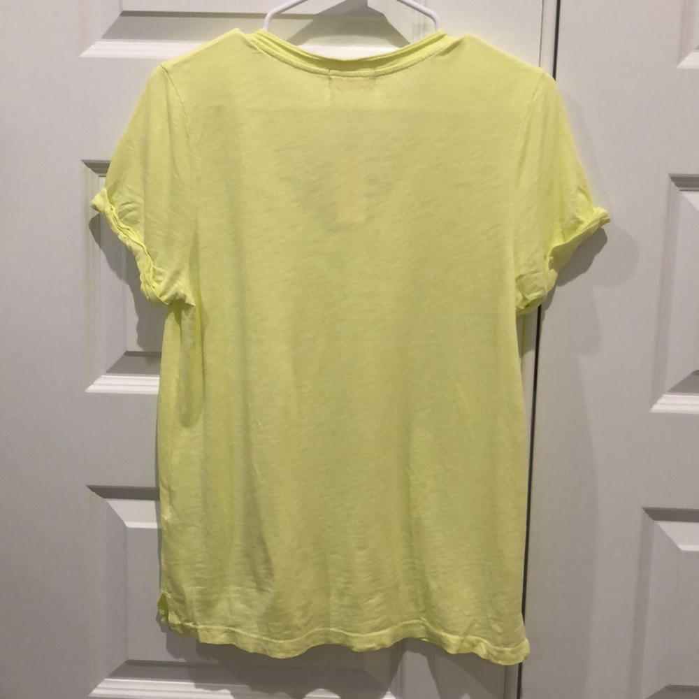 NWT Anthropologie t.la Lim/ Vert Classic V-Neck T-Shirt Size Small - Picture 6 of 12